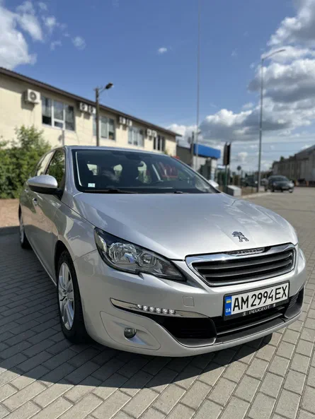 Peugeot 308 2016