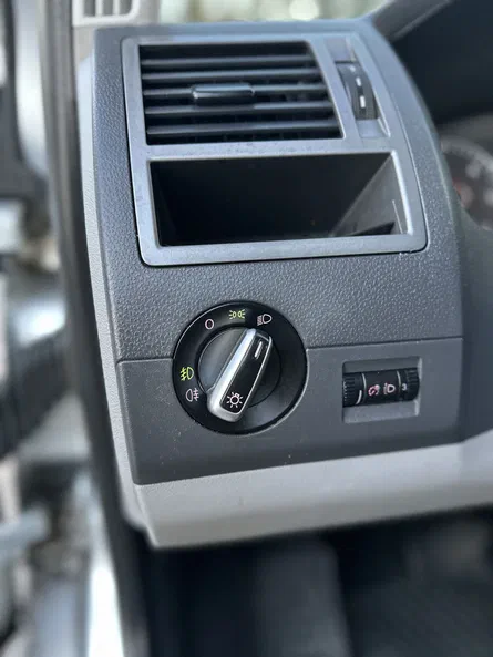 Volkswagen Caravelle 2012 - 16