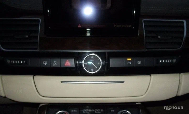 Audi A8 2010 - 2