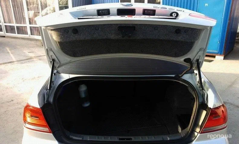 BMW 3 серія 2006 - 14