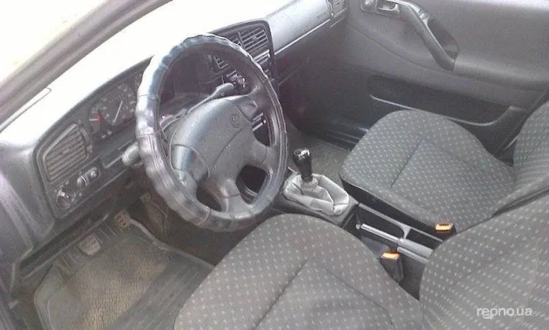Volkswagen Passat 1985 - 1