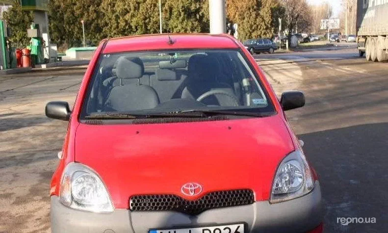 Toyota Yaris 2002 - 4