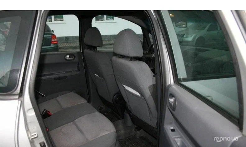 Mitsubishi Colt 2005 - 5