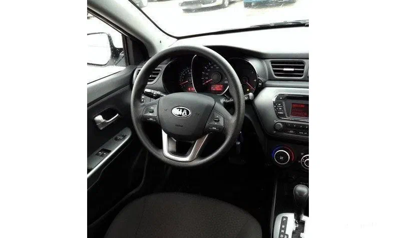 Kia Rio 2013 - 1