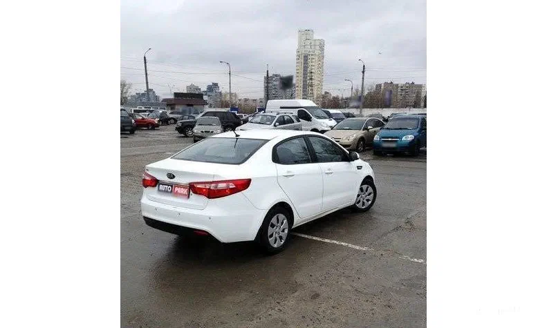 Kia Rio 2013 - 11