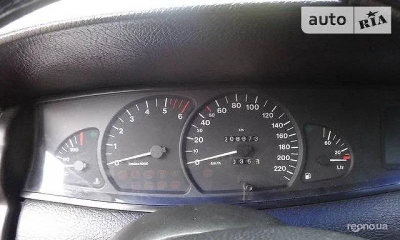 Opel Omega 1995 - 4