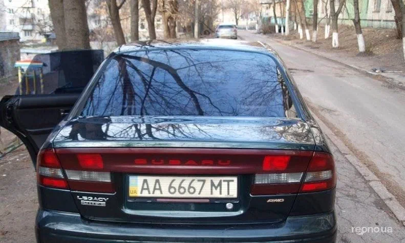 Subaru Legacy 2001 - 13