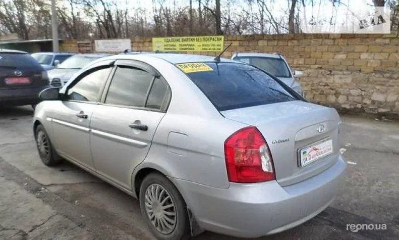 Hyundai Accent 2007 - 6