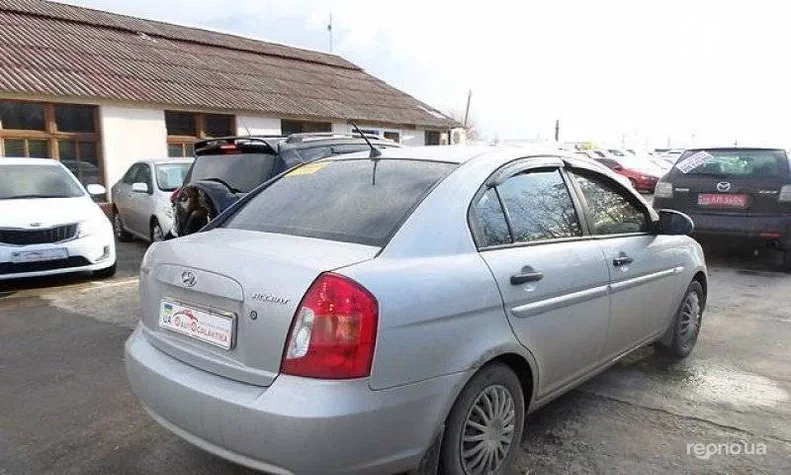Hyundai Accent 2007 - 5
