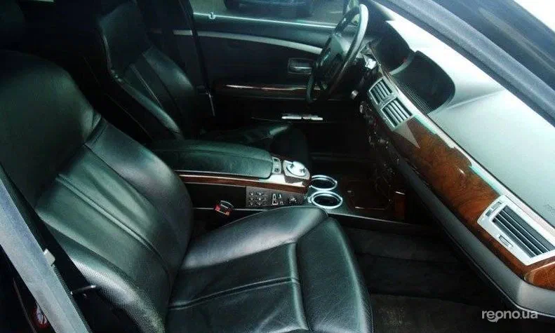 BMW 7 серія 2003 - 12