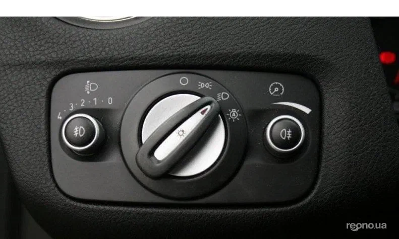 Ford Mondeo 2011 - 3