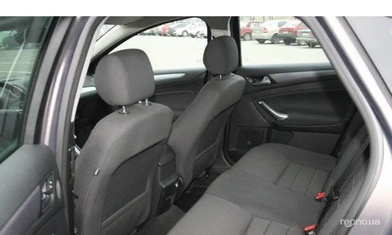 Ford Mondeo 2011 - 11