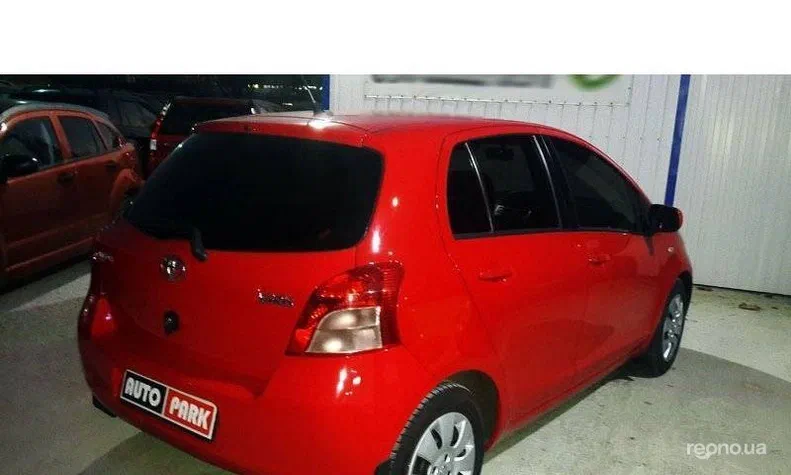 Toyota Yaris 2006 - 10