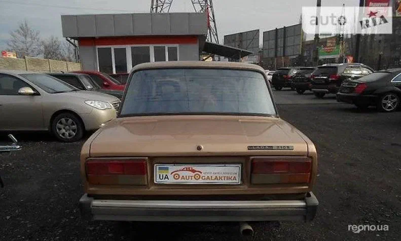 Lada (ВАЗ) 2105 1981 - 1