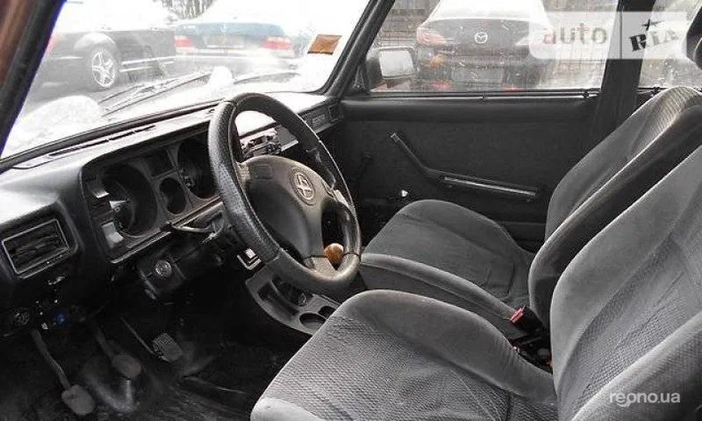 Lada (ВАЗ) 2105 1981 - 3