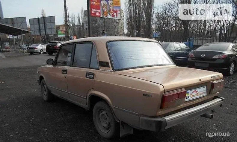 Lada (ВАЗ) 2105 1981 - 2