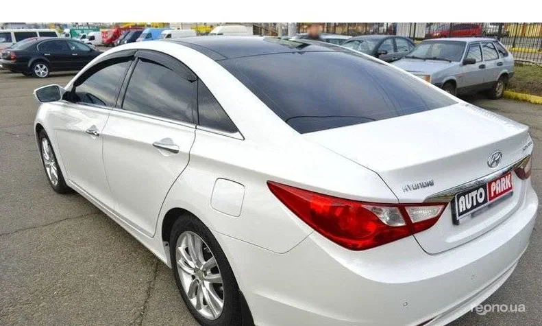 Hyundai Sonata 2011 - 7