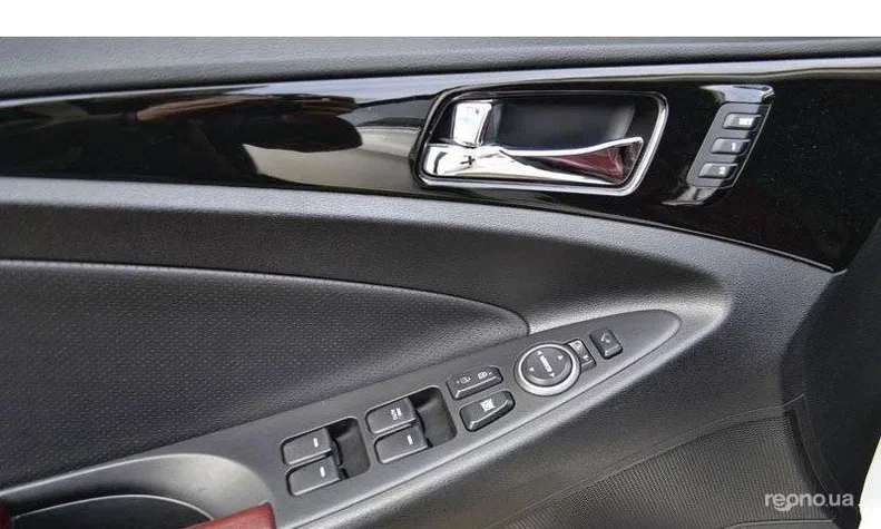 Hyundai Sonata 2011 - 4
