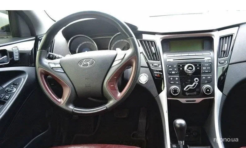 Hyundai Sonata 2011 - 19
