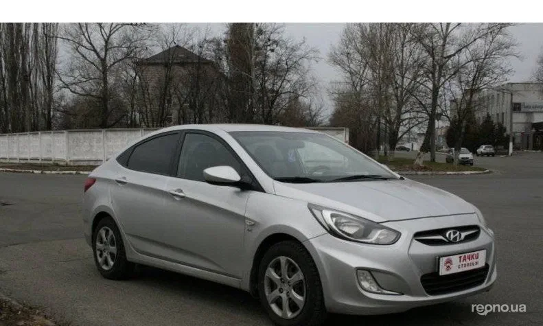 Hyundai Accent 2011 - 14