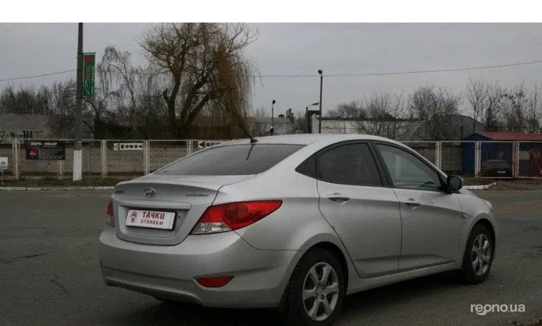 Hyundai Accent 2011 - 13