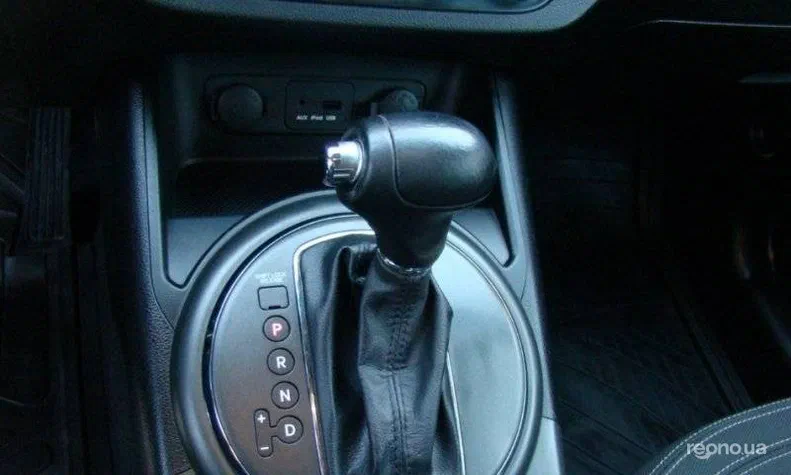 Kia Sportage 2011 - 10