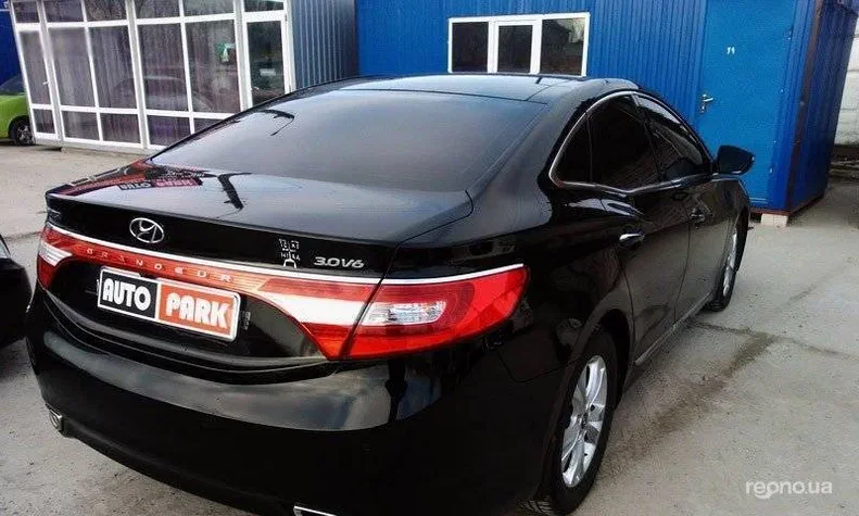 Hyundai Grandeur 2012 - 1