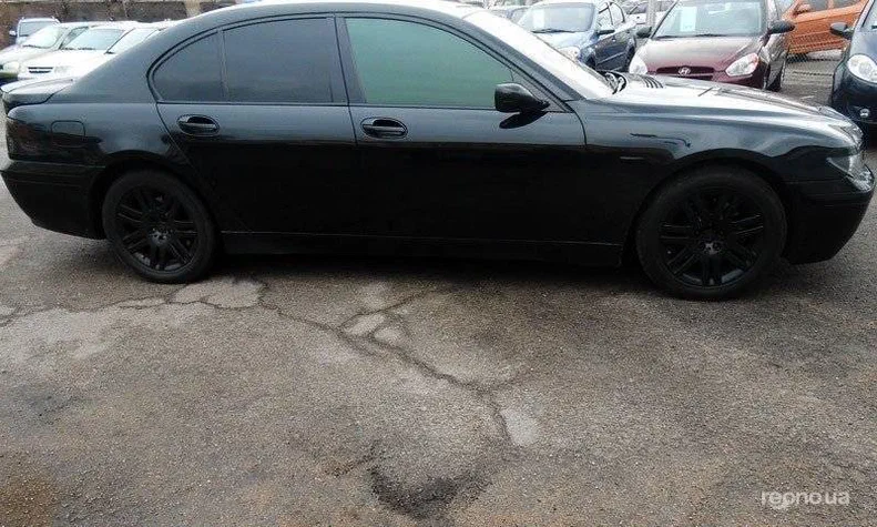 BMW 7 серія 2003 - 17