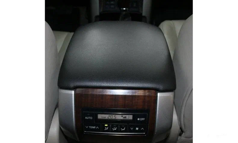 Toyota Pronard 2010 - 4