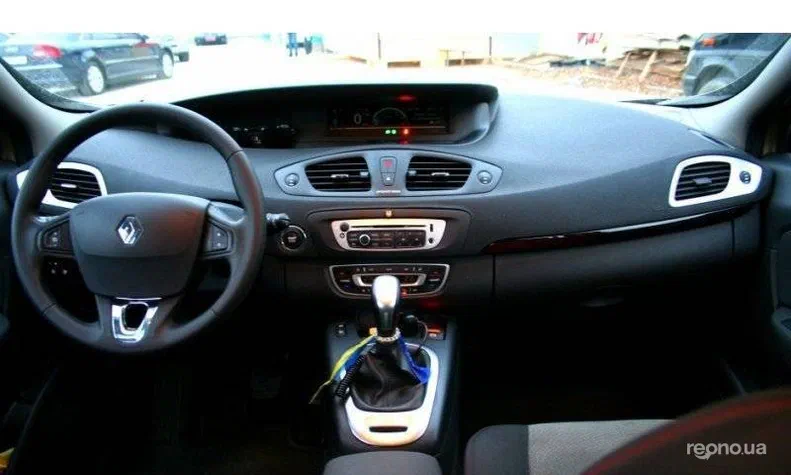 Renault Scenic 2013 - 3