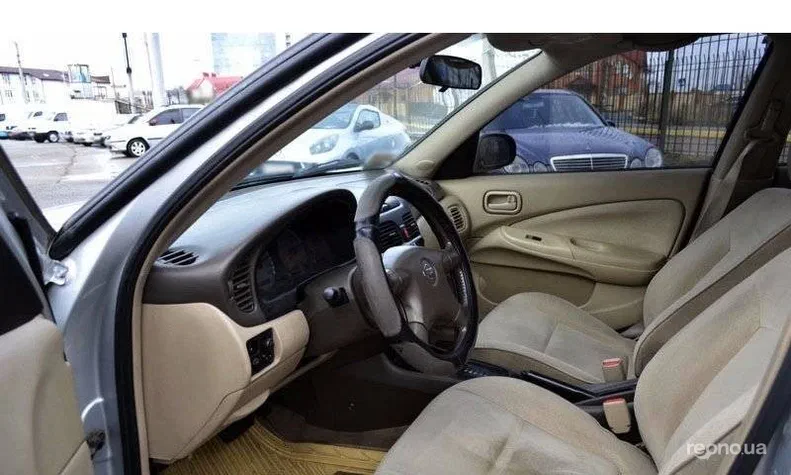 Nissan Sunny 2002 - 9