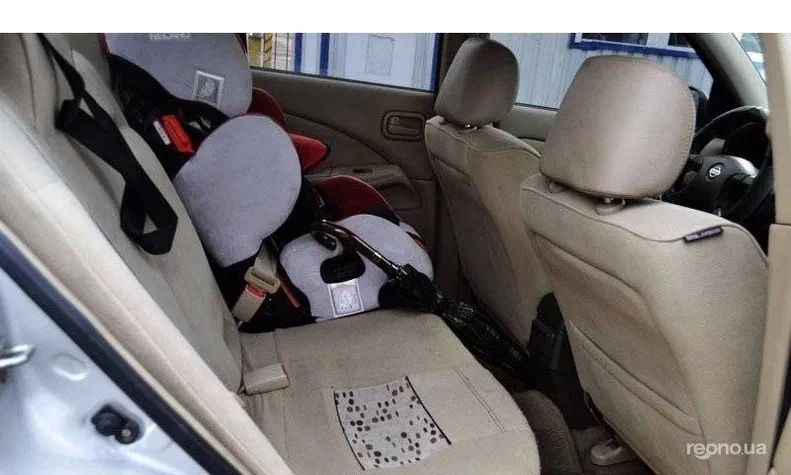 Nissan Sunny 2002 - 3