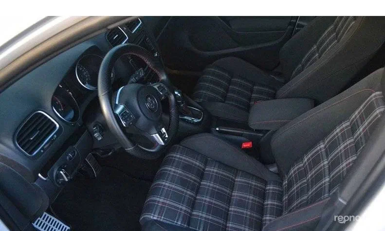 Volkswagen Golf 2011 - 17