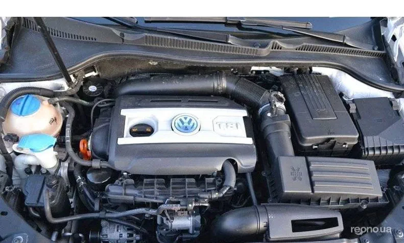 Volkswagen Golf 2011 - 1
