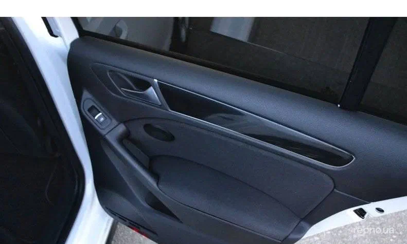 Volkswagen Golf 2011 - 7