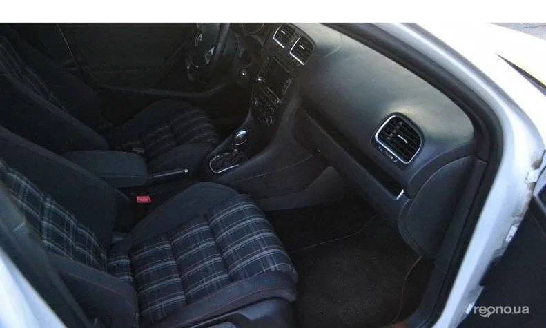 Volkswagen Golf 2011 - 3