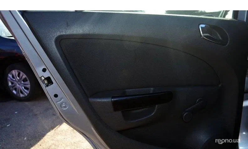 Opel Corsa 2008 - 12