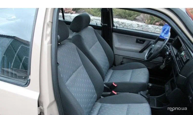Volkswagen Jetta 1989 - 9