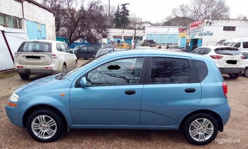 Chevrolet Aveo 2005 - 11