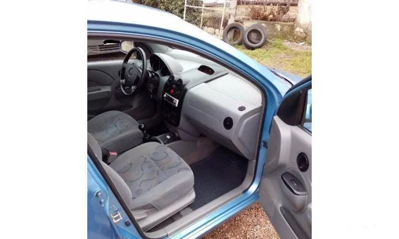 Chevrolet Aveo 2005 - 5