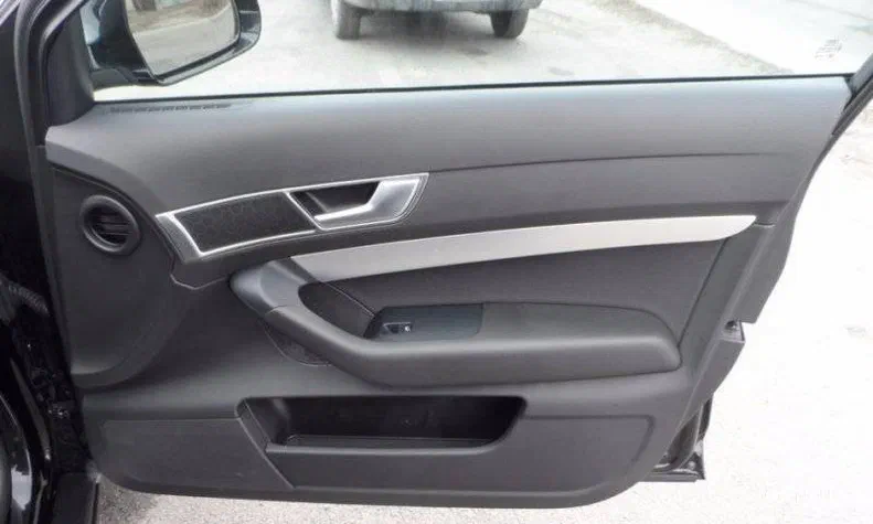 Audi A6 2010 - 21