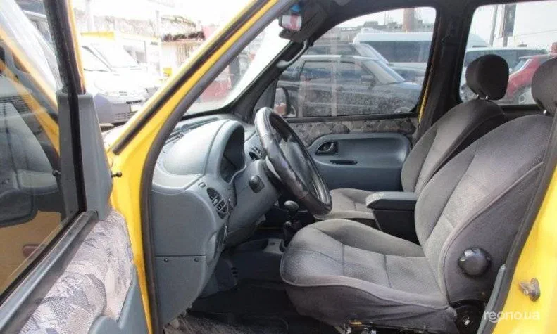 Renault Kangoo 1999 - 12