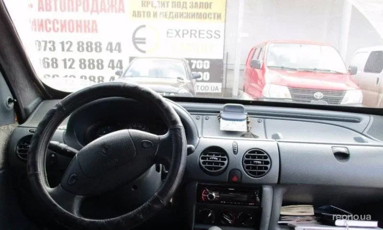 Renault Kangoo 1999 - 9