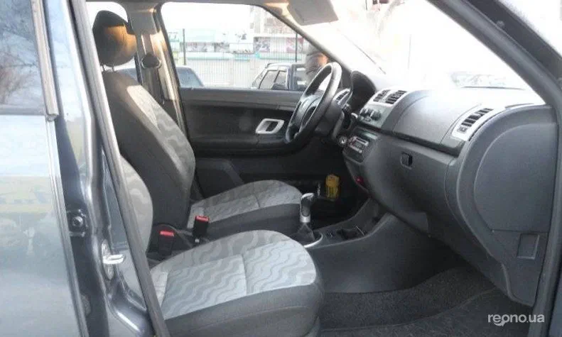 Skoda Fabia 2008 - 11