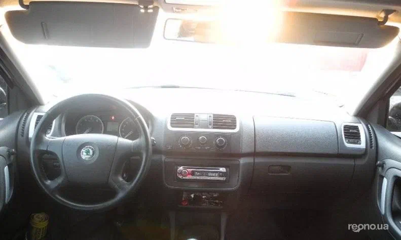 Skoda Fabia 2008 - 8