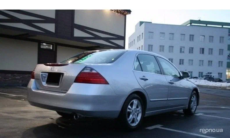 Honda Accord 2006 - 4