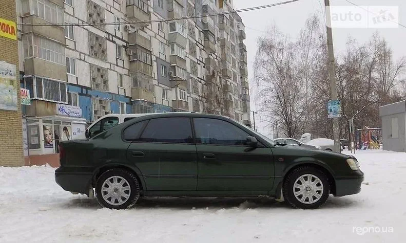 Subaru Legacy 2001 - 4