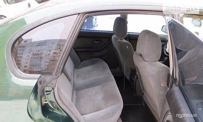 Subaru Legacy 2001 - 13