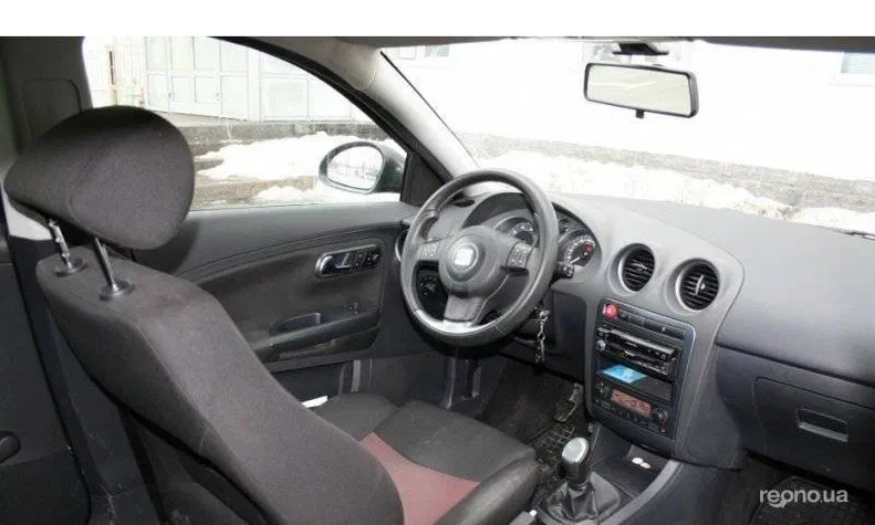 SEAT Ibiza 2007 - 3