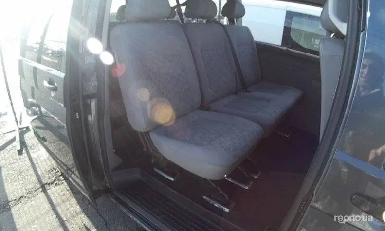 Volkswagen Caravelle 2008 - 10